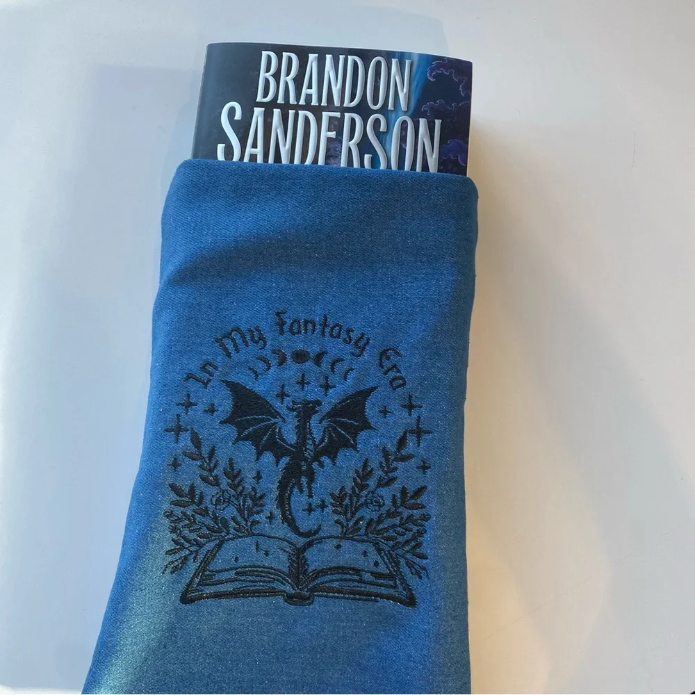 Fantasy Era Large Book/IPAD sleeve